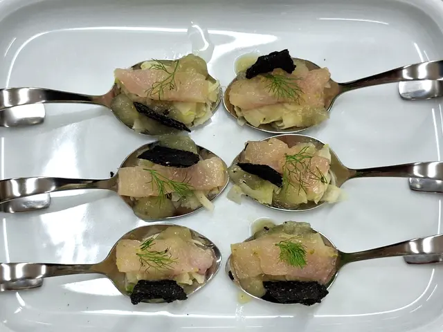 Fisch auf Fenchel - eine köstliche Kombination, garniert mit selbstgebackenen Knäckebrot. | Foto: Otto Killensberger