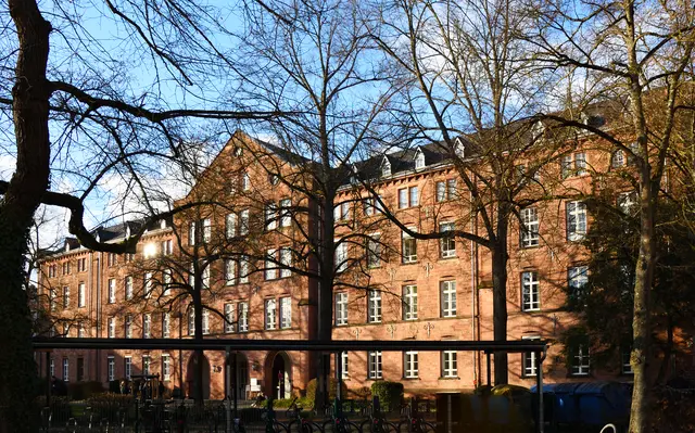 Fachbereich Psychologie der Philipps-Universität Marburg in der Biegenstraße,