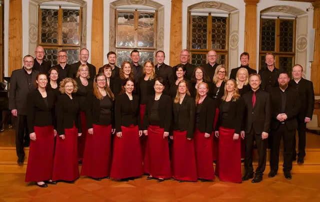 Das mehrfach bei Wettbewerben ausgezeichnete Vocalensemble Landsberg unter der Leitung von Matthias Utz gastiert mit Chorwerken von F. Mendelssohn-Bartholdy, O. Gjeilo, Mauersberger und anderen Komponisten in der Wallfahrtskirche Herrgottsruh.  | Foto: Erich Dörfler