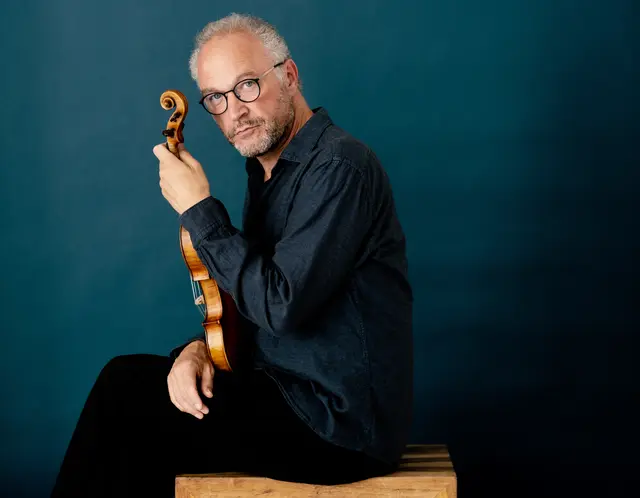 Kolja Blacher, einer der wichtigsten Geigenvirtuosen unserer Zeit, kommt zum Jubiläum nach Friedberg. | Foto: Felix Broede