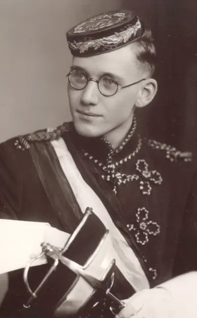 Kurt Wolter, nach dem ich meinen Namen erhalten habe, verlor im 2. Weltkrieg das Leben. 