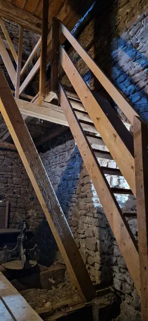 Die ersten Stufen im Glockenturm 
