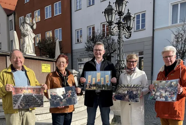10.000 Euro Förderung für den Friedberger Musiksommer überbrachte Landtagsabgeordneter Peter Tomaschko (Mitte) den Organisatoren (von links): Franz und Martha Reißner, Anita und Gerd Horseling. | Foto: privat