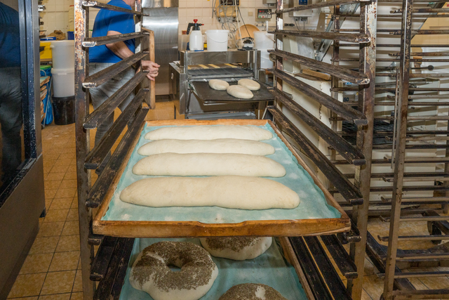 Bäckerei Geßwein Augsburg - Blick in die Backstuben | Foto: FSeventfoto