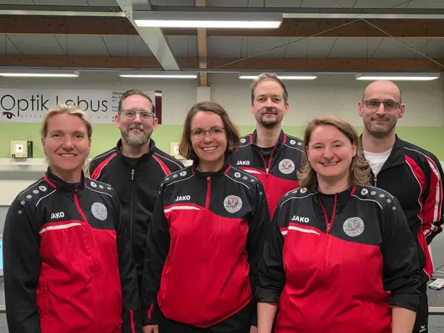 Das Team der Schützengilde zu Potsdam v.r.n.l.: Wolfgang Geppert, Sabine Lausch, Sebastian Lindner, Berrit Schubert, Michael Stillfried und Peggy Baier