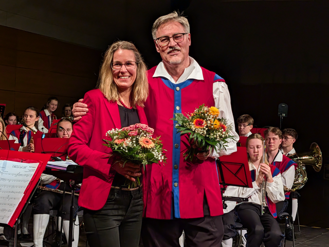Die A-und B-Orchester der Städtischen Jugenkapelle Friedberg beim Frühjahrskonzert 2026 in der Friedberger Max-Kreitmayr-Halle. | Foto: FSeventfoto