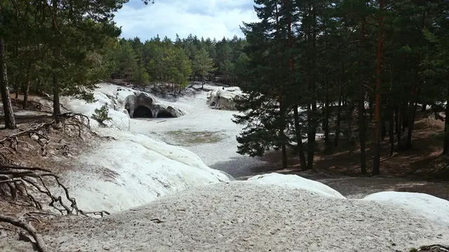 Große Sandsteinhöhle