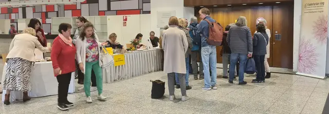 Empfang und Eingang zum Saal