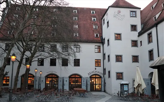Im Zeughaus fand der Vortrag statt | Foto: Marianne Stenglein
