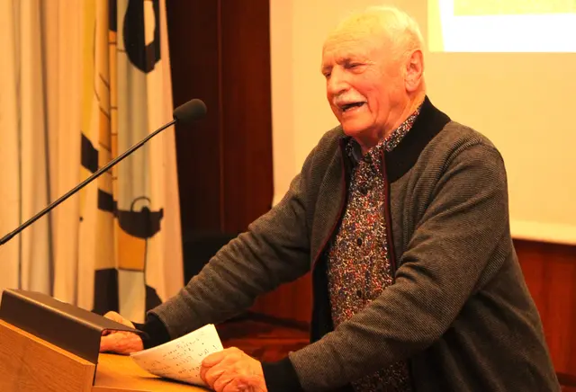 Franz Wippel bereicherte mit Geschichten aus den örtlichen Lechgärten die Versammlung. | Foto: Peter Heider