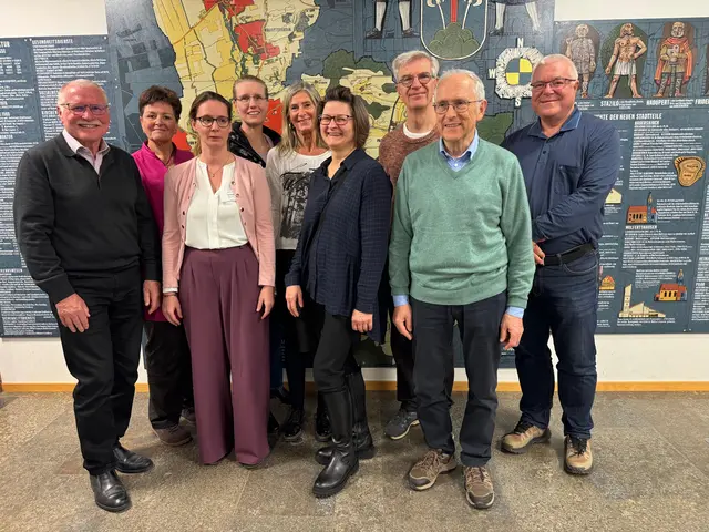 Der neue Vorstand, von links: Harald Horn, Eveline Striebel, Teresa Eberle, Andrea Kreuzhofer, Monika Sailer, Ines Gebuhr (Revision), Wolfgang Pflantz, Karl Ketterl (Revision), Dr. Marco Holzmann | Foto: Kammerchor Friedberg