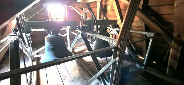 Blick auf die Glocken in der Glockenstube