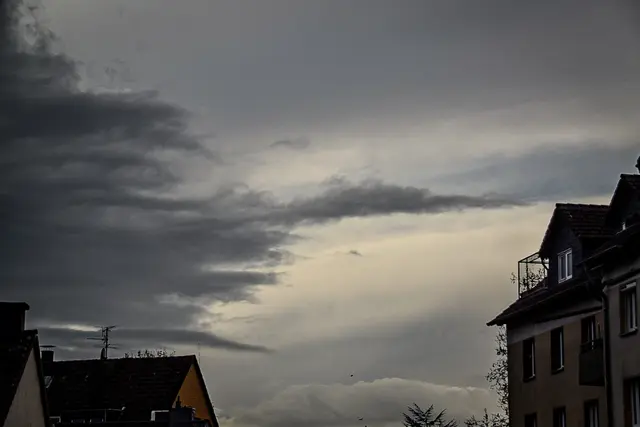 WolkenReich ( Einfach aus dem Fenster heraus fotografiert)  | Foto: Christoph Niersmann 