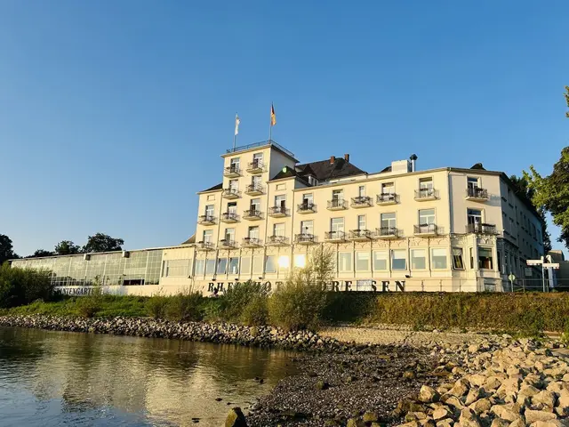 Das weiße Haus am Rhein | Foto: Andreas Vogt