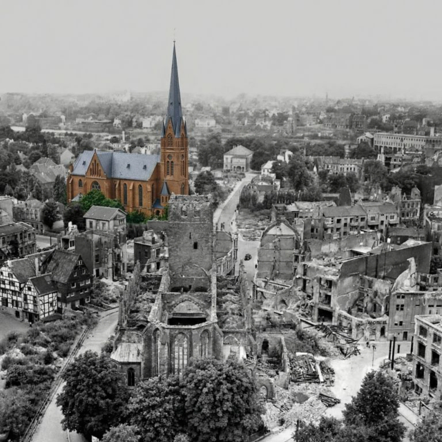 Digitale Rekonstruktion der 1971 endgültig entfernten Pauli-Kirche an der Delle - zugunsten einer grauen Asphalt-Parkplatzfläche | Foto: AIRL - Lab, Mülheim