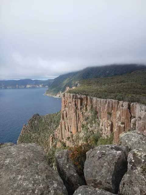 Blick vom Three Capes Track (Fernwanderweg) in Tasmanien, Australien | Foto: Privat, Jan./Feb. 2026