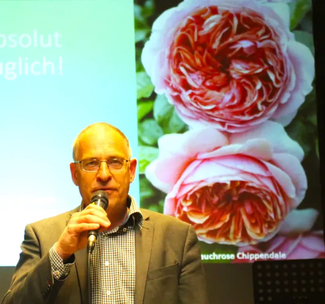 Über die richtige Aufzucht und Pflege von Rosen referierte Robert Scherer. | Foto: Peter Heider
