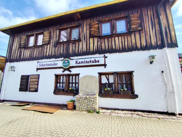 Hier sieht es noch ziemlich unscheinbar aus.
