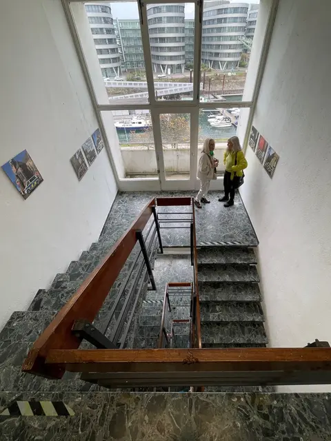 Viel Ausstellungsfläche - das ehemalige Treppenhaus der Firmengebäude des Unternehmens LUDWIG dient heute  als Ausstellungslokation des Duisburger Kulturbüros. | Foto: Andreas Ingramm, AIRL-Lab KKRR