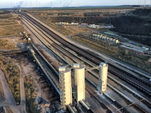Eine eigene Welt: der Braunkohle-Tagebau | Foto: copyright Margot Klütsch