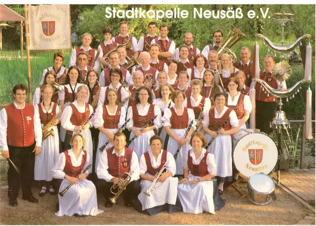 Gruppenfoto Stadtkapelle 2001 | Foto: Stadtkapelle Neusäß e.V.