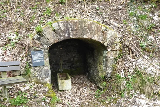 Sonntagsbilder 2026-15, Die Kornaute, der Brunnen am Wassertor, 12.04.2026.
