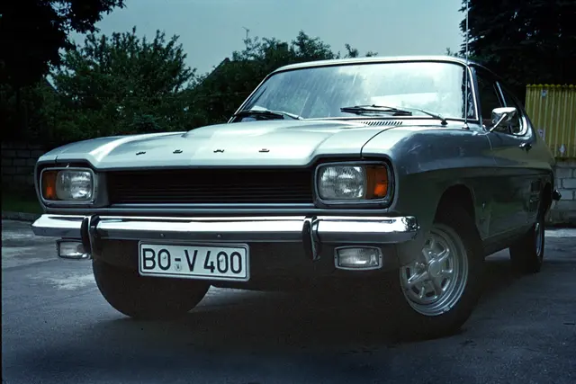 Ford Capri 2000 GT, Bj. 1969, eines der beliebtesten Sportcoupes dieser längst vergangenen Zeit. Ein Sechszylinder, erkennbar an der Hutze auf der Motorhaube und dem Doppelrohrauspuff.    | Foto: Volkmar Brockhaus