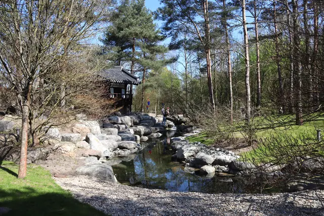Gye Jeong, Pavillon "Das Haus der einsamen Freunde", 
