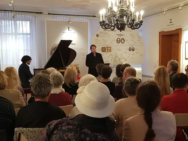 Studierenden des Augsburger Leopold Mozart College of Music präsentieren am 8. Mai Lieder von Robert Schumann.  | Foto: Angelika Man