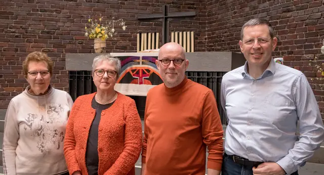 Dieses Bild zeigt das Kirchmeister-Team (von links): Ingrid Bürgers (Personal), Helga Drzisga (Personal und Finanzen), Ralf Drückes (Finanzen und Bau) und Thomas Daube (Bau).
Foto: Dirk Sawatzki
