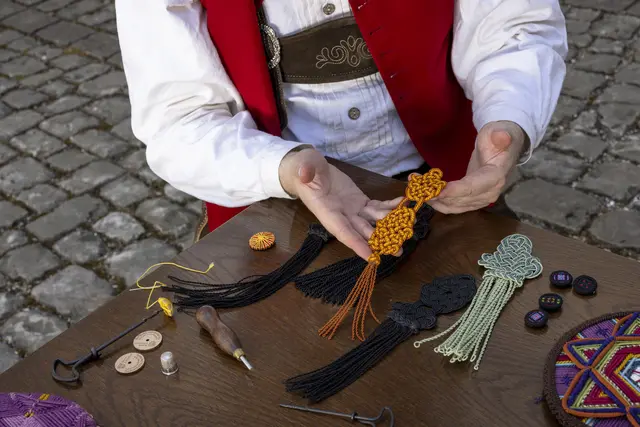 Posamentenbesätze | Foto: Georg Drexel 