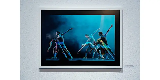 Titel: Probe „Liebesbotschaften. Bayerisches Junior Ballett München. Foto: Michael May

Bild aus Artikel: „Fotografie Ausstellung – Tanz. Tanzmomente 2.0 – Fotografie – Ausstellung im Parktheater Iserlohn“ in Myheimat.