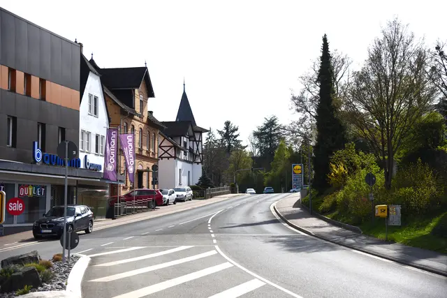 Von der Teichstraße in die Gießener Straße.