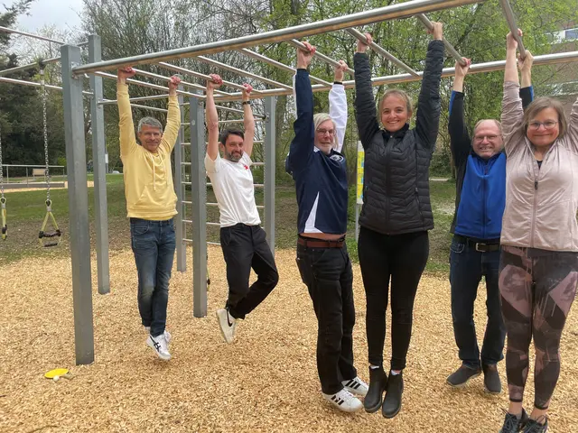 Sie haben sich schon mal für die Sportpark-Challenge eingehängt (von links): Frank Büschel, Bernd Thurner, Christian Lindermayr, Alisa Hillenbrand, Andreas Beutlrock und Britta Keßler. | Foto: Marina Wagenpfeil