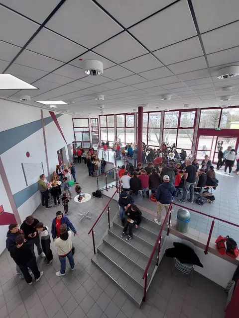 Die Handballer laden zum großen Weißwurstfrühstück ein.