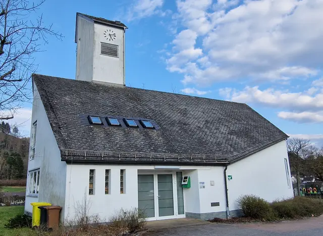 Kirche von Niederlaasphe gebaut 1966/67