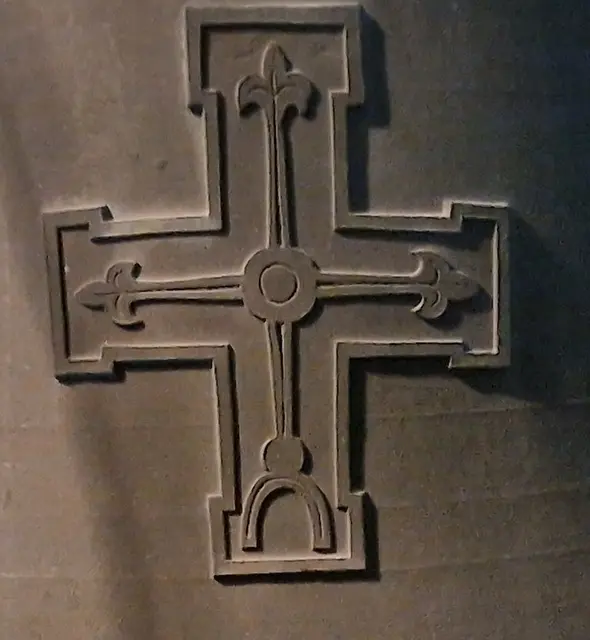 Das Kreuz auf jeder Glocke