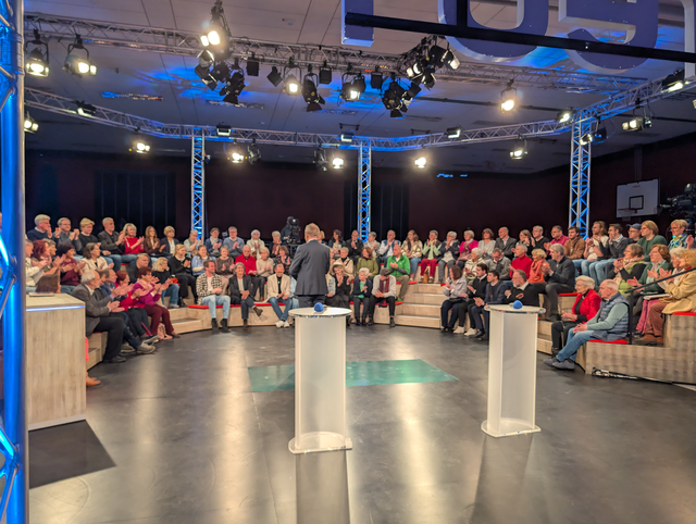 BR-Sendung "Jetzt red' i" am 01.04.2026 live aus dem Friedberger Gymnasium  | Foto: FSeventfoto