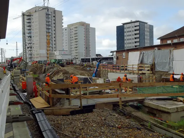 Baustelle Weseler Bahnhof. Schalungserstellung für neue Personenunterführung (Teilstück) | Foto: Siegmund Walter, 26.03.2026, 09:17 Uhr
