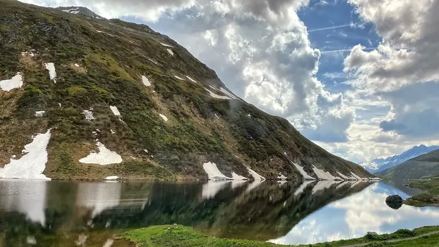 Mit dem Glacier Express an den Märjelensee. | Foto: copyright Margot Klütsch