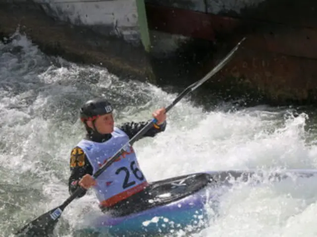 Elena Lilik im Kajak Einer | Foto: Marianne Stenglein