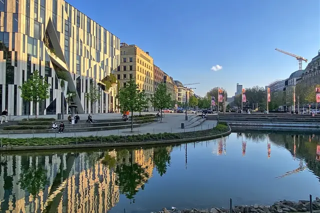 Die Königsallee schließt sich südlich an. | Foto: copyright Margot Klütsch
