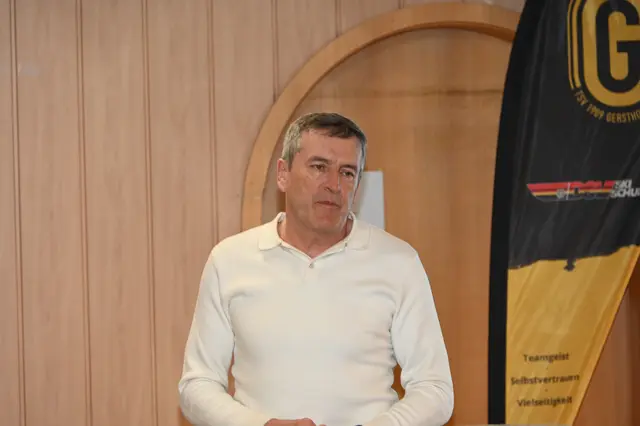 TSV-Präsidiumsmitglied Ulrich Meitinger überbrachte die Grußworte des Hauptvereins.