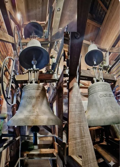 Glockenstube der Kath. Kirche Bad Laasphe  mit 5 Glocken
