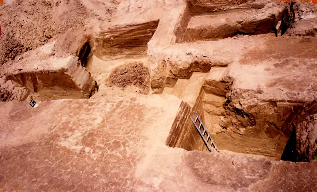 Ausgrabung bei der vorgeschichtlichen Siedlung 1989 | Foto: Dr. Hubert Raab