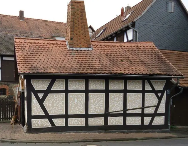 Seitenansicht des Backhauses