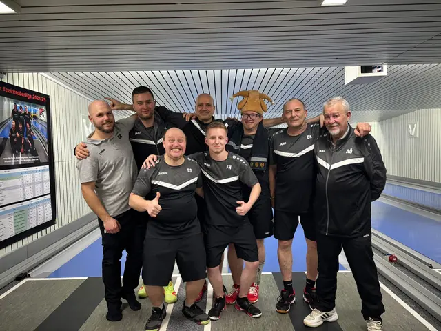 Hinten von links: Benjamin Reif, Josef Heil, Manfred Kappel, Benjamin Küchler, Christian Kosmak, Adolf Öchsler.
vorne von links. Dominik Seebach, Fabian Hauke.