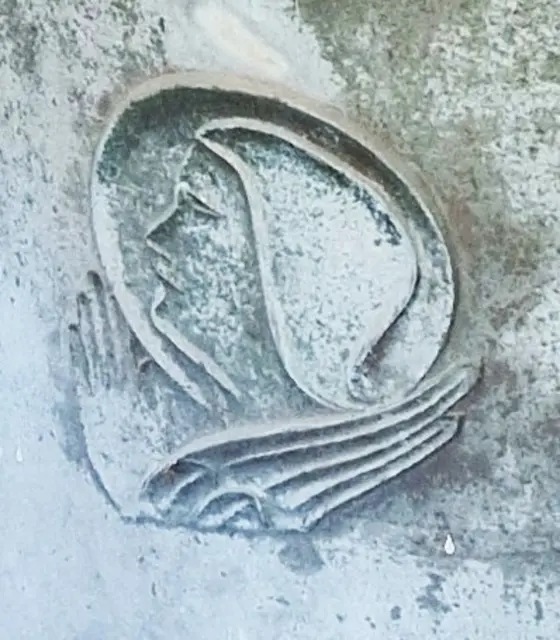 Mensch = Matthäus, sein Evangelium beginnt mit der Darlegung der menschlichen Abkunft Jesu .
