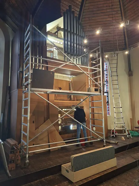 Das Foto wurde im Rahmen der Orgelsanierung in der Kirche Duisburg Wanheim aufgenommen.
Foto: Werner Prost