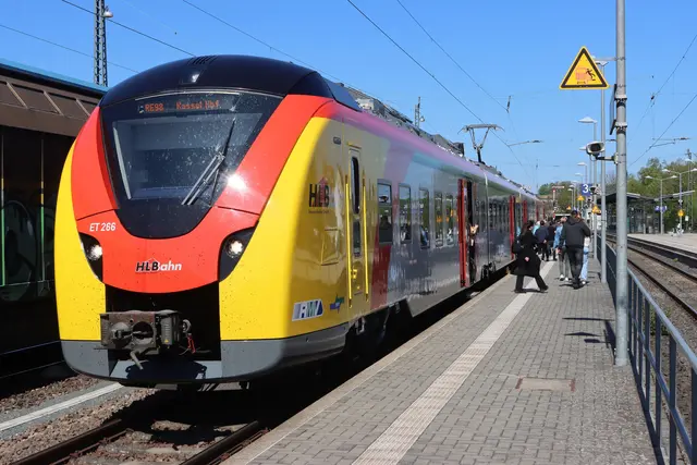 RE98 in Stadtallendorf - die Hessenschau Redaktion fährt mit.